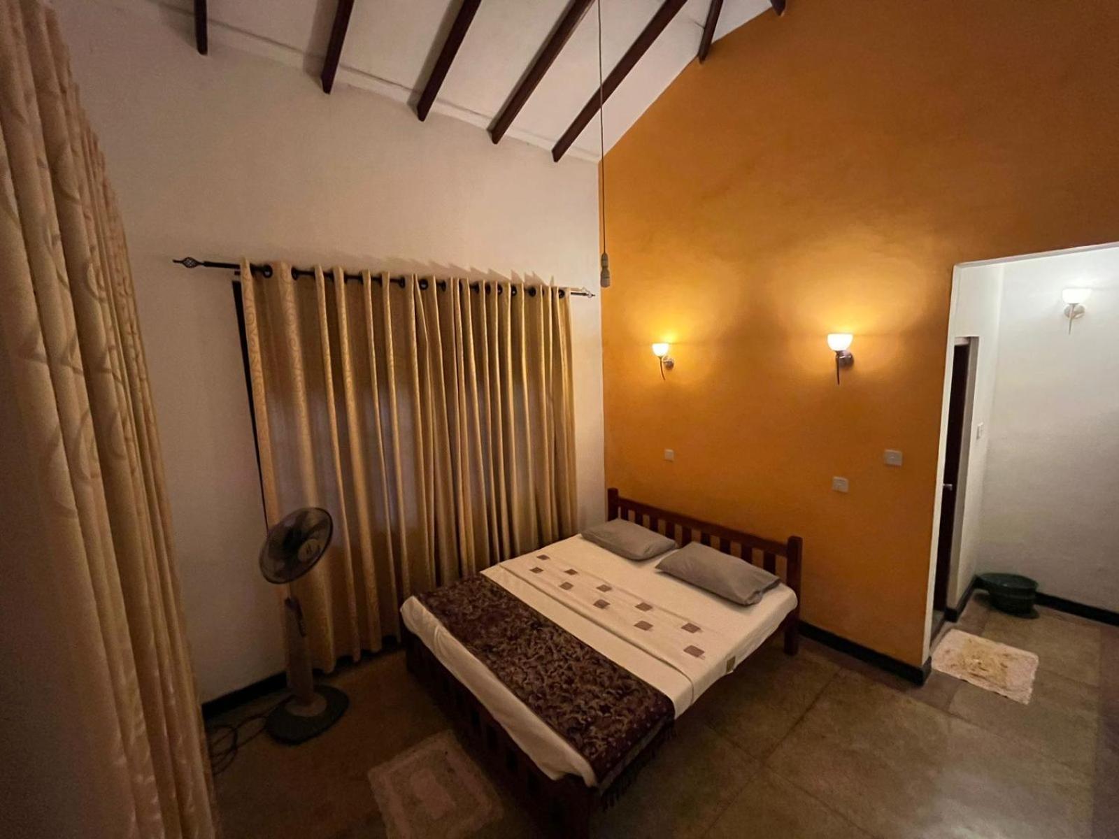 Rustic Mahaweli Apartment Kandy Bagian luar foto